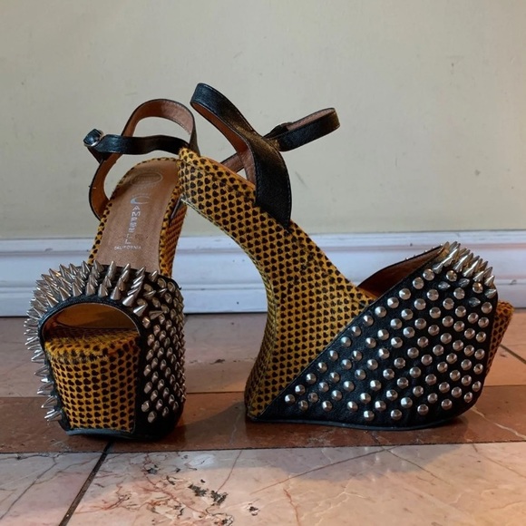 Jeffrey Campbell Shoes - Jeffrey Campbell Vicious-ex yellow black hearts
